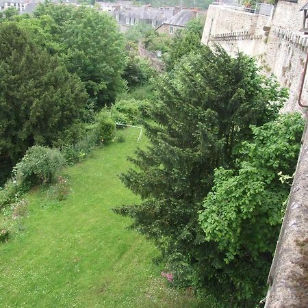 Fougères Hotel Particulier Le Mercier De Montigny -Une Nuit Sur Les Remparts- מראה חיצוני תמונה
