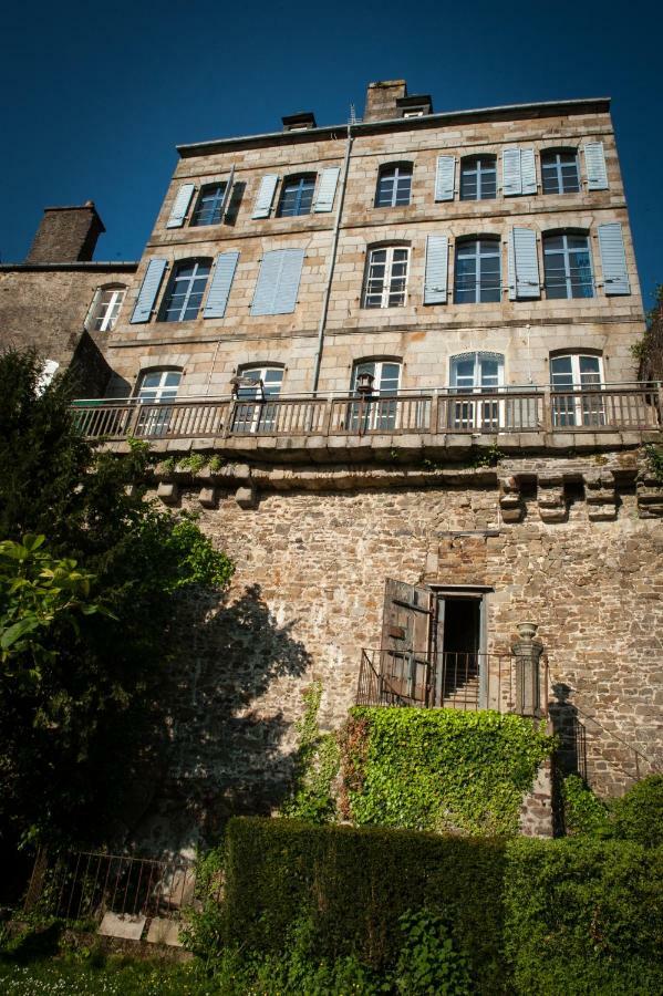 Fougères Hotel Particulier Le Mercier De Montigny -Une Nuit Sur Les Remparts- מראה חיצוני תמונה