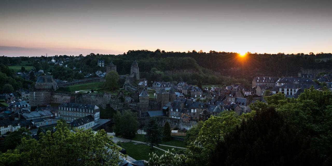 Fougères Hotel Particulier Le Mercier De Montigny -Une Nuit Sur Les Remparts- מראה חיצוני תמונה