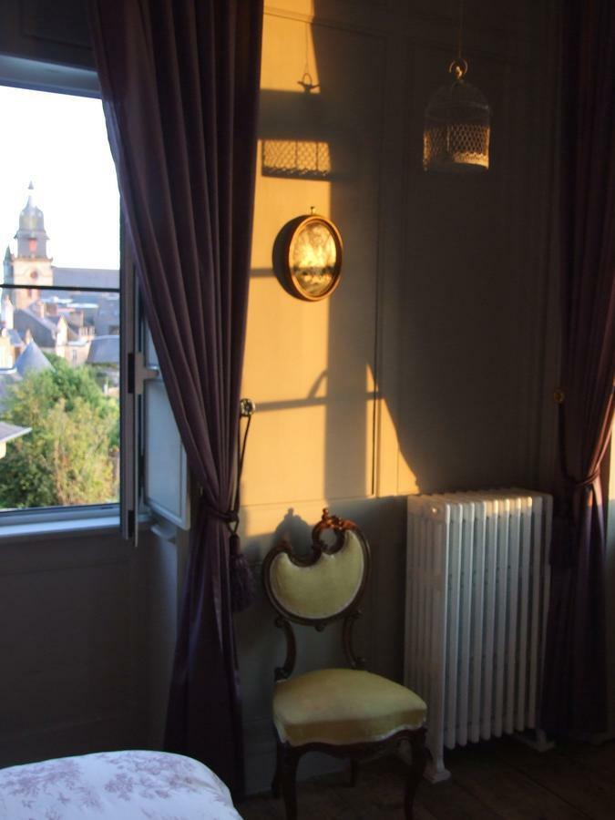 Fougères Hotel Particulier Le Mercier De Montigny -Une Nuit Sur Les Remparts- מראה חיצוני תמונה