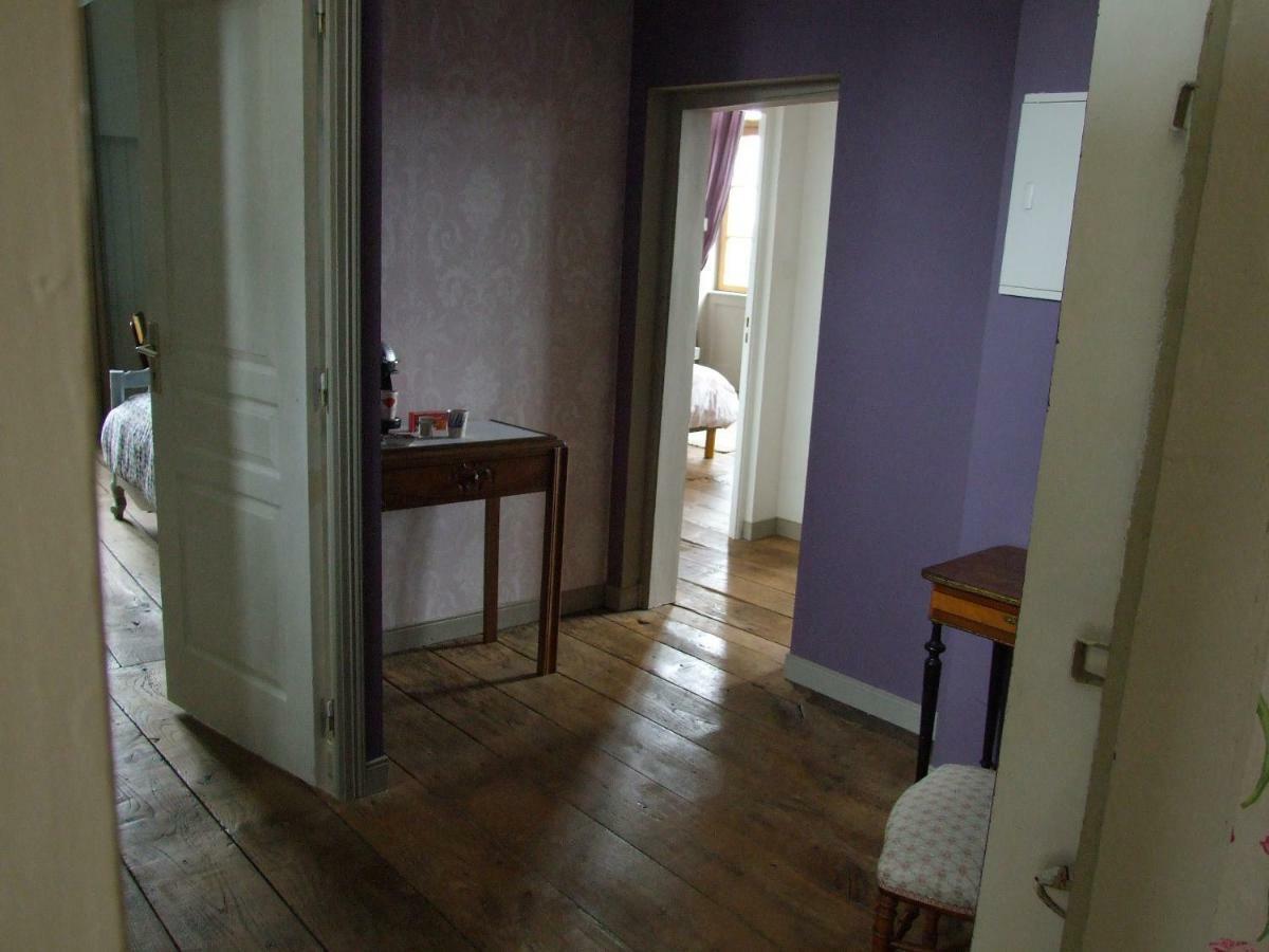 Fougères Hotel Particulier Le Mercier De Montigny -Une Nuit Sur Les Remparts- מראה חיצוני תמונה