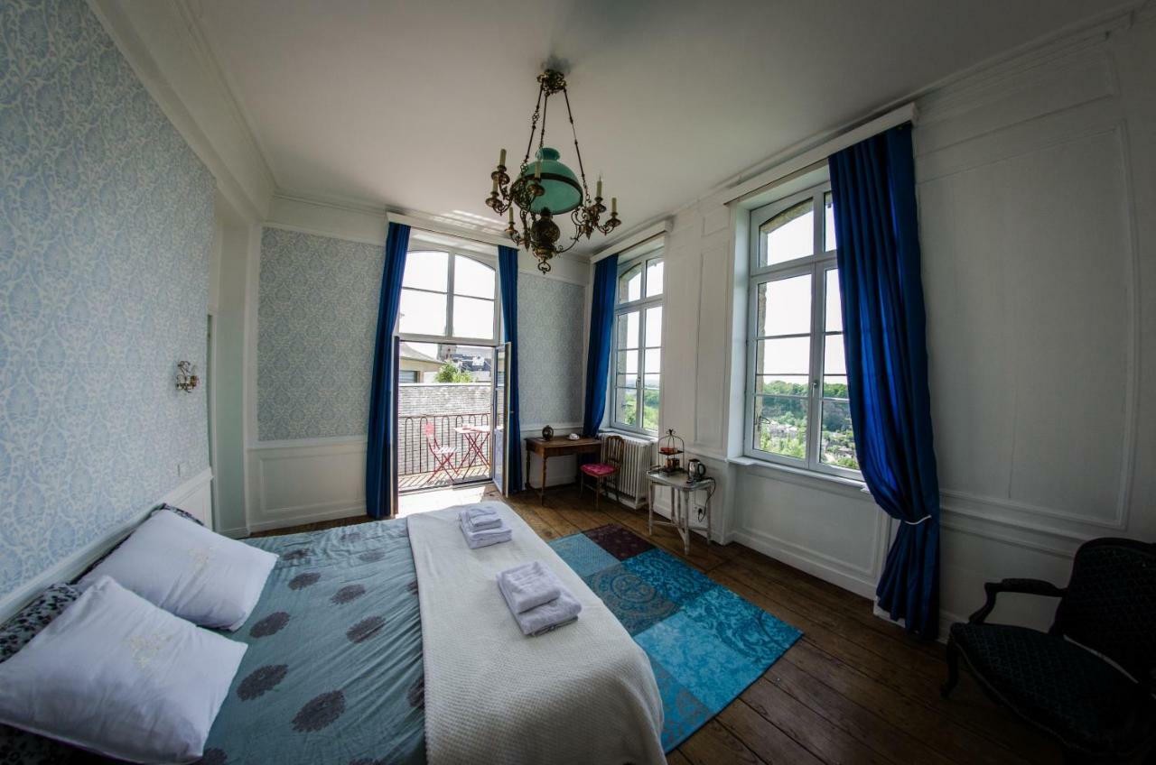 Fougères Hotel Particulier Le Mercier De Montigny -Une Nuit Sur Les Remparts- מראה חיצוני תמונה